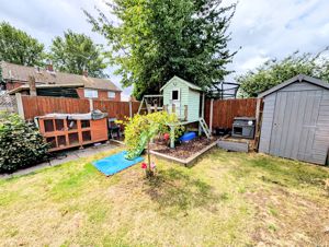 Photo 19- click for photo gallery